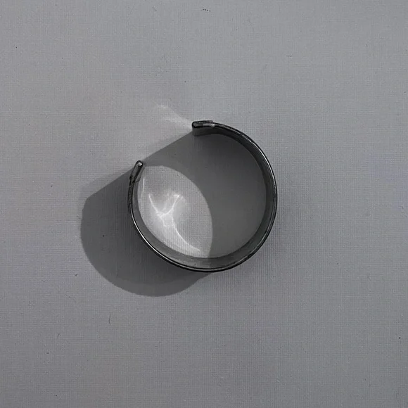 silver cuff bracelet - Picture 2 of 2